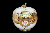 Конфетница с крышкой (Яблоко) 25 см Лепка Белая М+М Bohemia Crystal